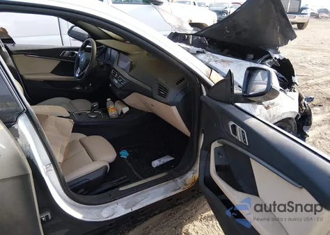 2021 BMW 228I Gran Coupe xDrive z USA, uszkodzony, nr VIN WBA73AK02M7H45421